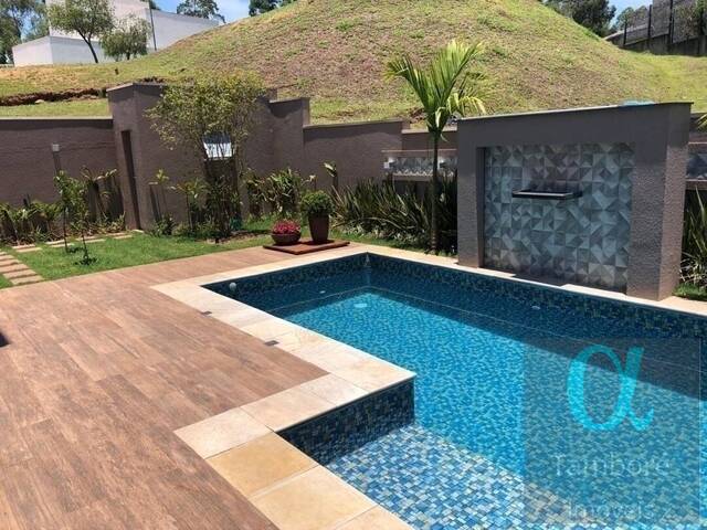 Casa para Venda em Santana de Parnaíba - 2