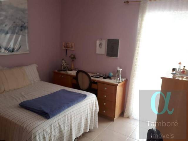 Casa para Venda em Santana de Parnaíba - 3