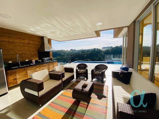 Casa para Venda em Santana de Parnaíba - 2
