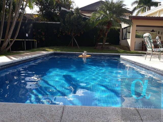 #756 - Casa para Venda em Santana de Parnaíba - SP