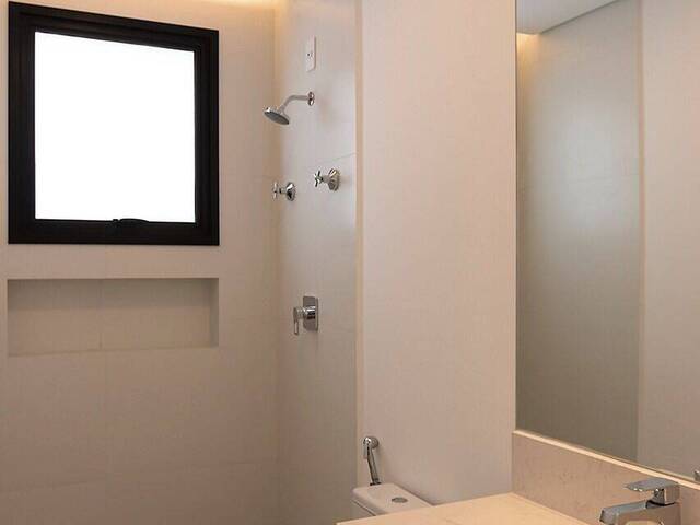 #1284 - Casa para Venda em Santana de Parnaíba - SP