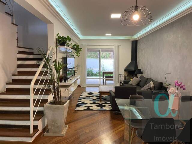 Casa para Venda em Santana de Parnaíba - 2