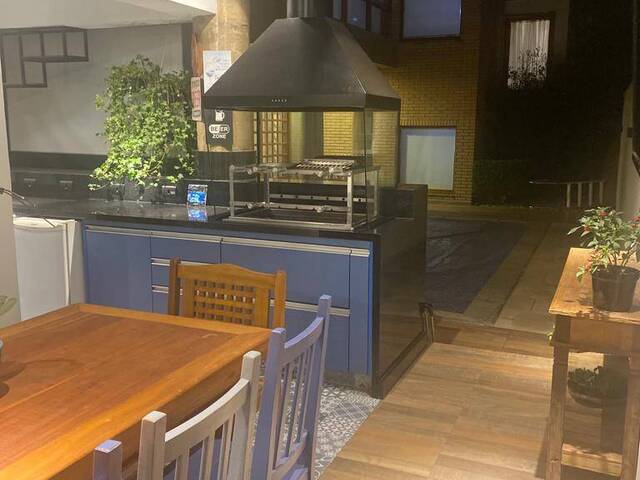 Casa para Venda em Santana de Parnaíba - 2