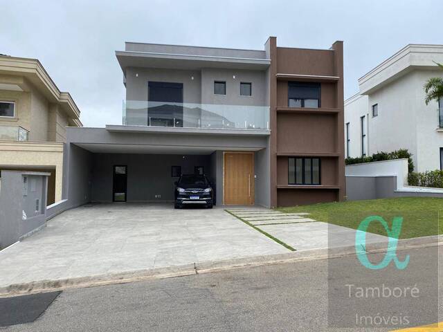 #1444 - Casa para Venda em Santana de Parnaíba - SP