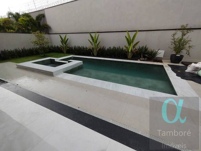 Casa para Venda em Santana de Parnaíba - 5