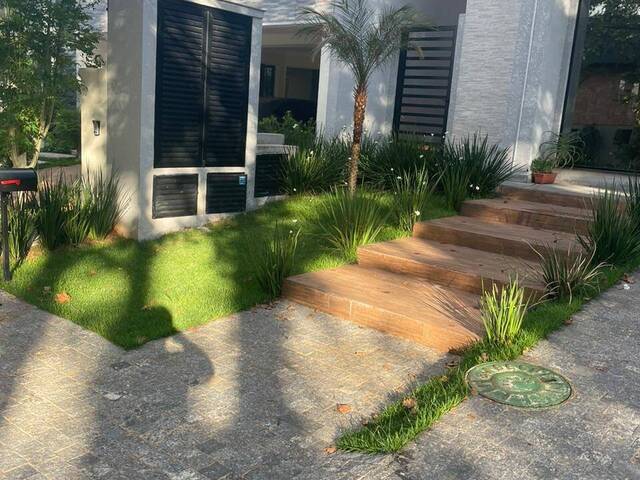 Casa para Venda em Santana de Parnaíba - 2