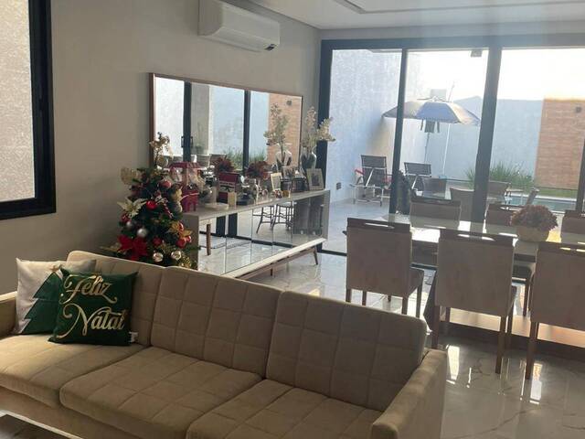 Casa para Venda em Santana de Parnaíba - 5