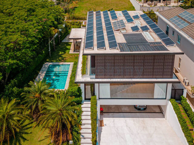 Casa para Venda em Santana de Parnaíba - 3