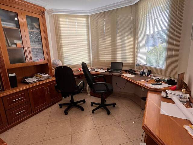 Casa para Venda em Santana de Parnaíba - 4