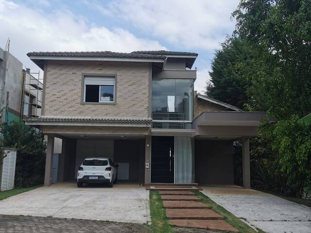 #1328 - Casa para Venda em Santana de Parnaíba - SP