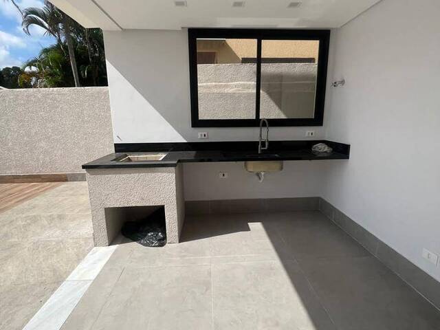 Casa para Venda em Santana de Parnaíba - 3