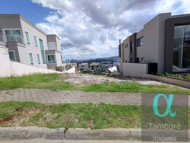 Terreno para Venda em Santana de Parnaíba - 4