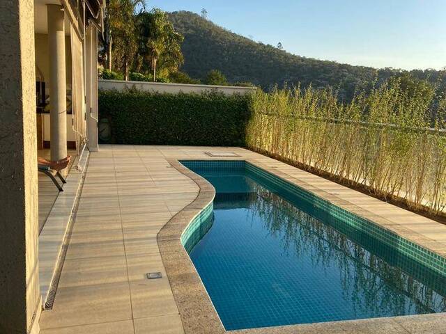 Casa para Venda em Santana de Parnaíba - 3