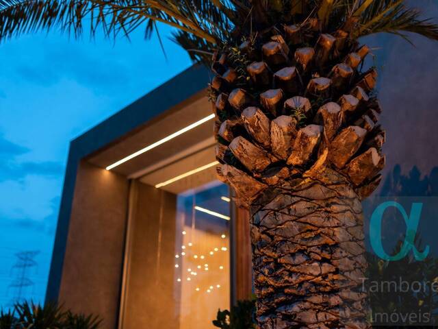 #1877 - Casa para Venda em Santana de Parnaíba - SP