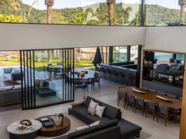 Casa para Venda em Santana de Parnaíba - 3