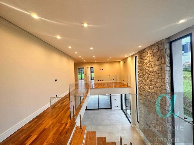Casa para Venda em Santana de Parnaíba - 4