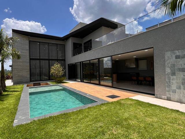 Casa para Venda em Santana de Parnaíba - 4