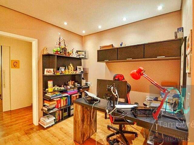 Casa para Venda em Santana de Parnaíba - 5