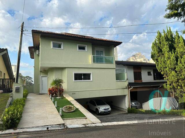 #1949 - Casa para Venda em Santana de Parnaíba - SP