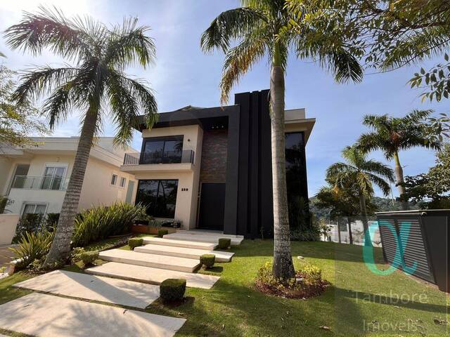 Casa para Venda em Santana de Parnaíba - 3