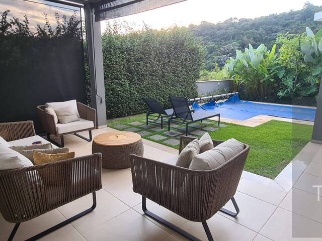 Casa para Venda em Santana de Parnaíba - 5