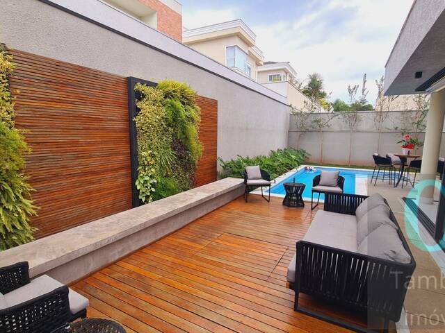 #2073 - Casa para Venda em Santana de Parnaíba - SP