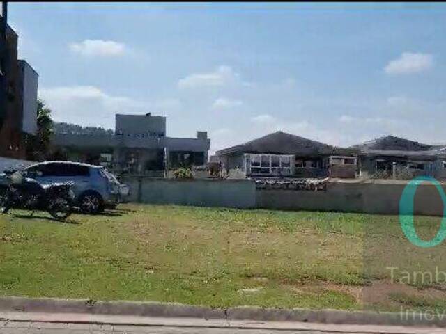 Terreno para Venda em Santana de Parnaíba - 4