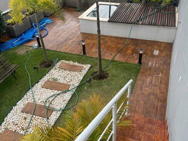 Casa para Venda em Santana de Parnaíba - 5