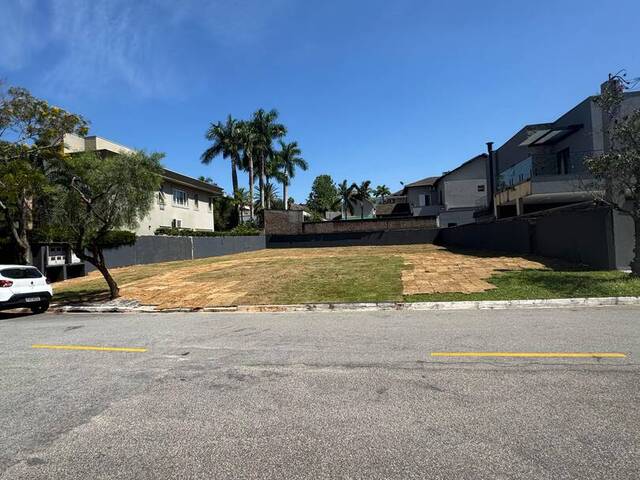 #2147 - Terreno para Venda em Santana de Parnaíba - SP - 3