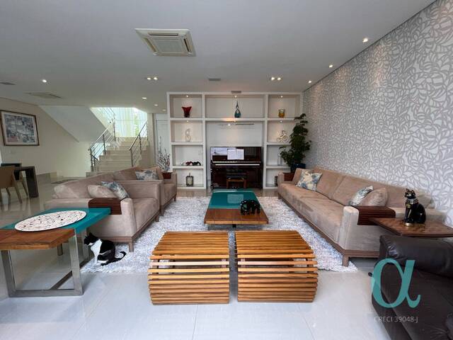 Casa para Venda em Santana de Parnaíba - 5