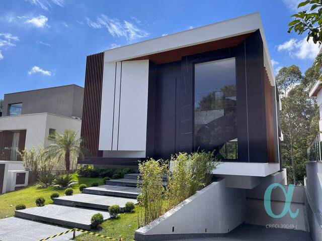 Casa para Venda em Santana de Parnaíba - 4