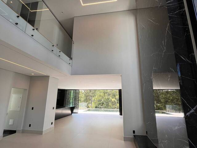 Casa para Venda em Santana de Parnaíba - 5