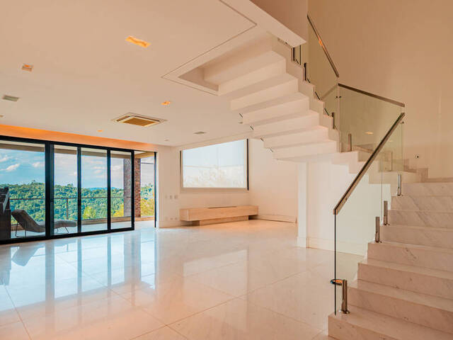 Casa para Venda em Santana de Parnaíba - 4
