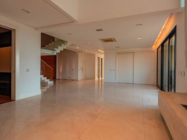 #2185 - Casa para Venda em Santana de Parnaíba - SP - 3