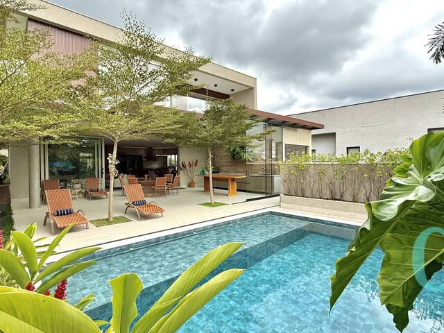 Casa para Venda em Santana de Parnaíba - 3