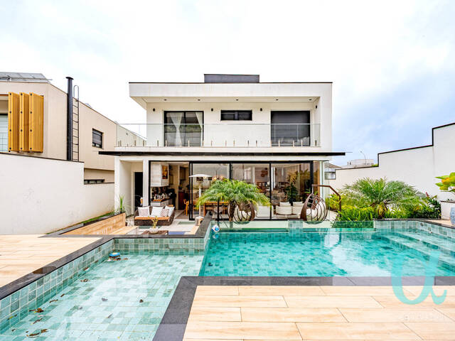 Casa para Venda em Santana de Parnaíba - 5