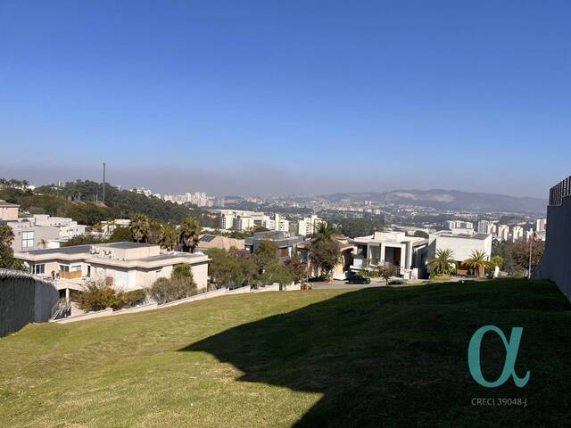 Terreno para Venda em Santana de Parnaíba - 4
