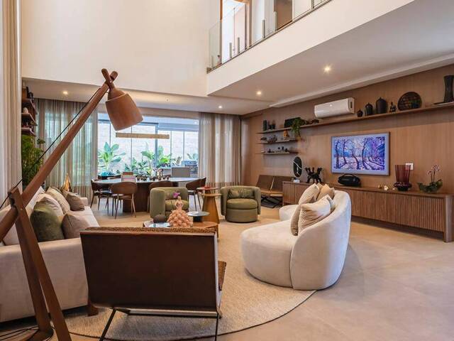 Casa para Venda em Santana de Parnaíba - 5