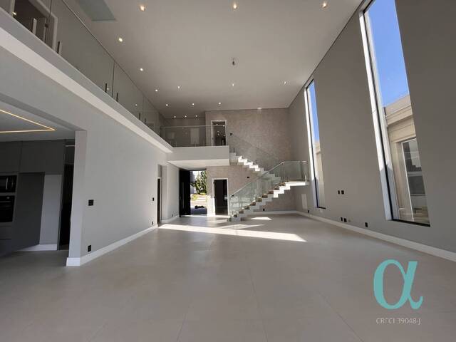 #1490 - Casa para Venda em Santana de Parnaíba - SP