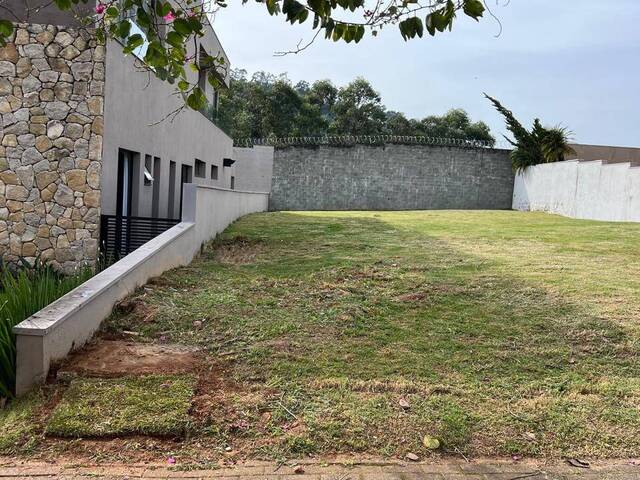 Terreno para Venda em Santana de Parnaíba - 4