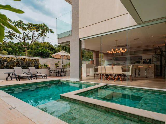 Casa para Venda em Santana de Parnaíba - 5