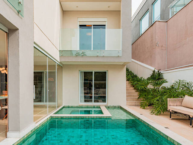 Casa para Venda em Santana de Parnaíba - 4