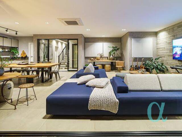 Casa para Venda em Santana de Parnaíba - 5