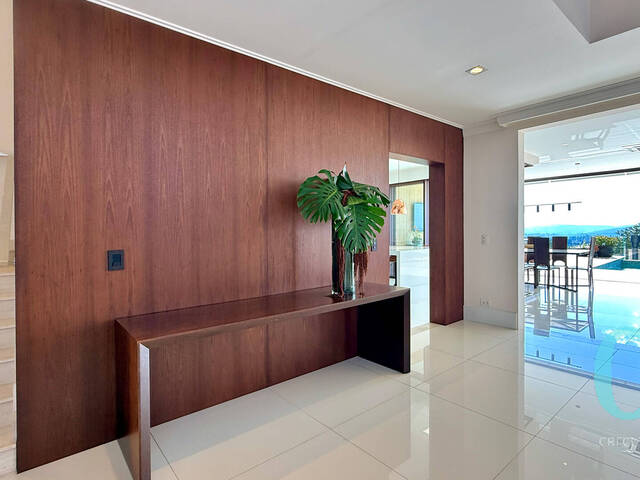 Casa para Venda em Santana de Parnaíba - 5