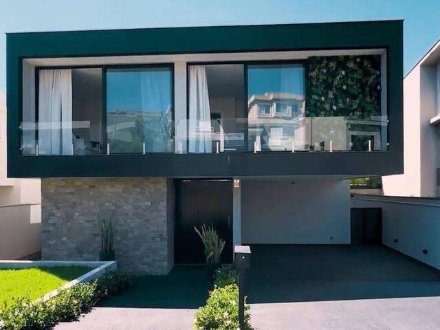 #2273 - Casa para Venda em Santana de Parnaíba - SP