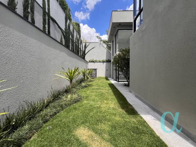 Casa para Venda em Santana de Parnaíba - 5