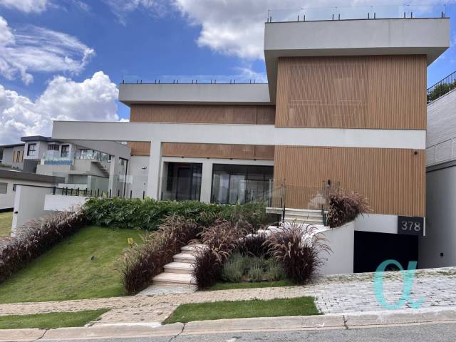 #2007 - Casa para Venda em Santana de Parnaíba - SP