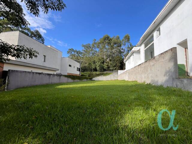 #2323 - Terreno para Venda em Santana de Parnaíba - SP - 2