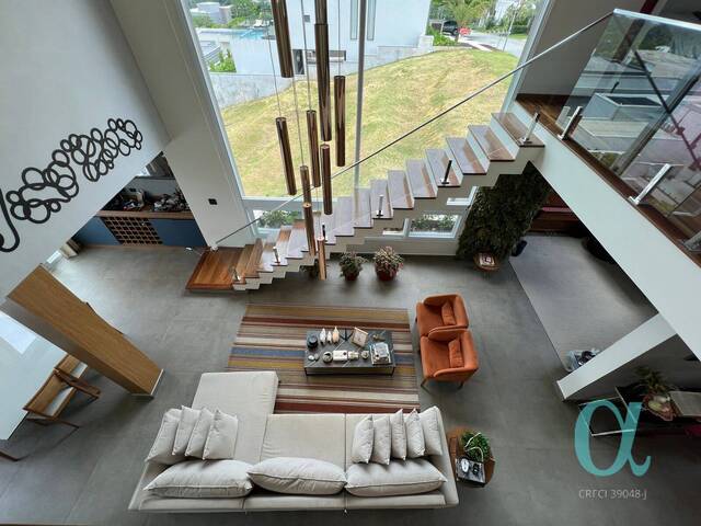 Casa para Venda em Santana de Parnaíba - 5