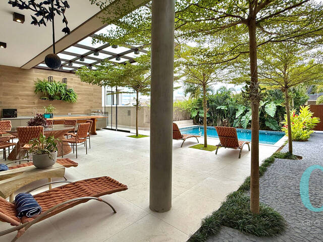 Casa para Venda em Santana de Parnaíba - 4